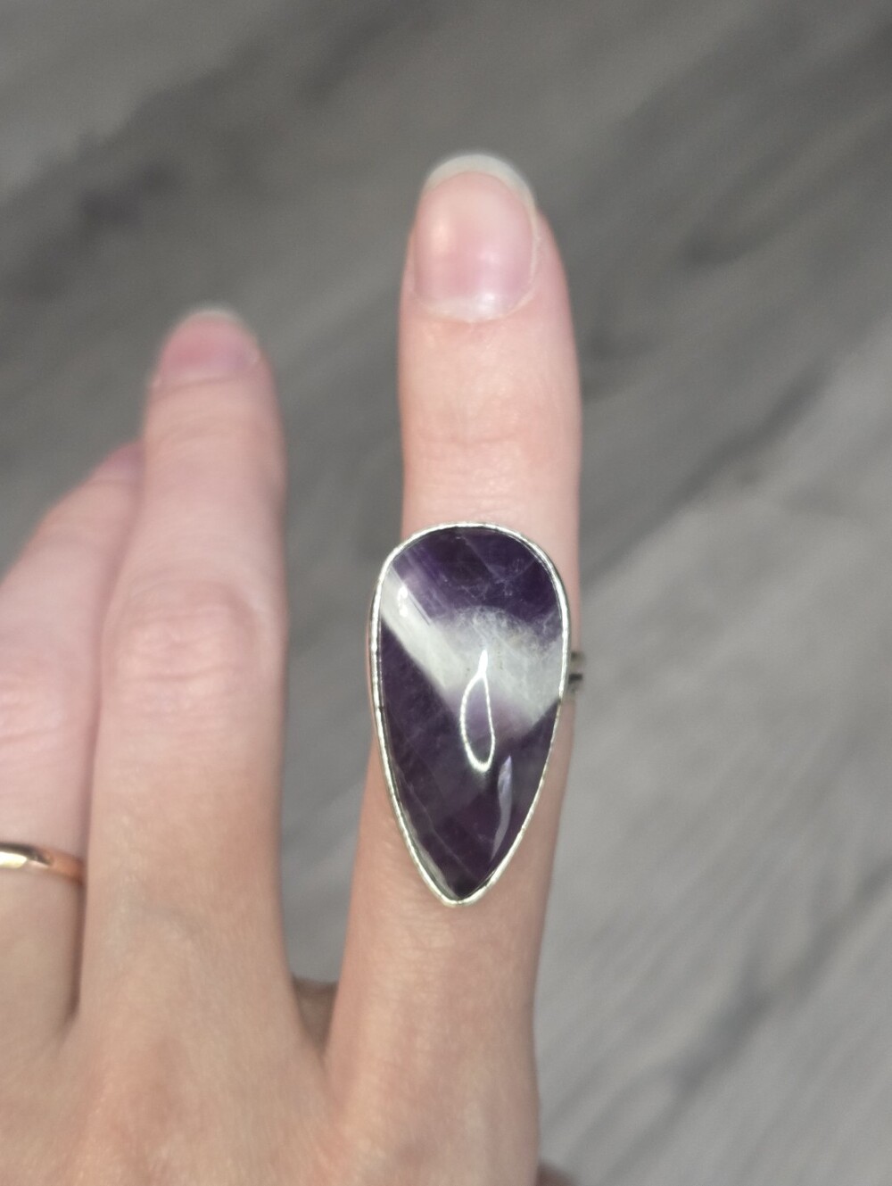 Sterling Silver 925 Teardrop Chevron Amethyst Ring Size 5.5 Purple Pear Bezel